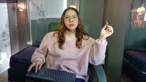 angel online show from September 2025 01:00:02 PM