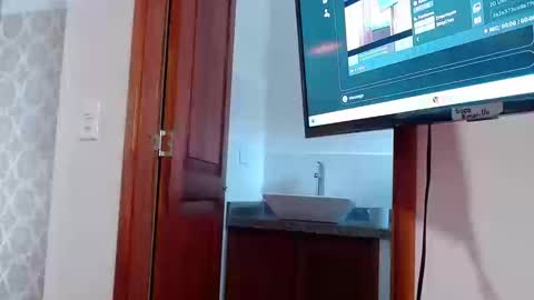 angel online show from September 2025 01:36:02 PM