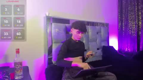 Foxxx Angel online show from August 2026 04:14:01 AM