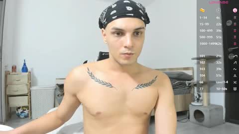 Frankie  online show from November 2025 07:35:01 PM