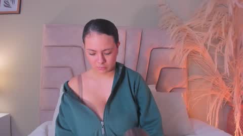 Angelica Cross online show from March 2026 11:27:01 AM