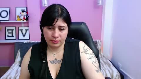 Angelica online show from November 2025 04:35:02 AM