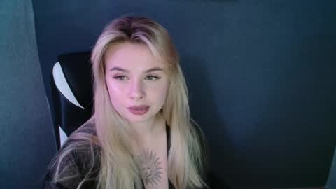 Snapshot of angelicablanch chatting on September 2025 08:53:02 PM angelicablanch online show from September 2025 08:53:02 PM