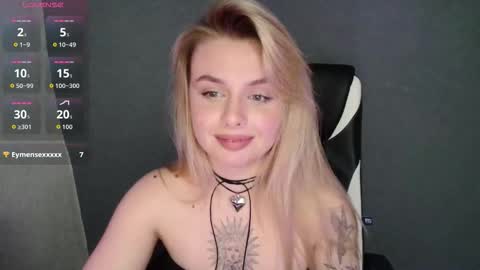 Snapshot of angelicablanch chatting on October 2025 08:49:01 PM angelicablanch online show from October 2025 08:49:01 PM