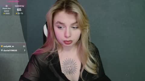 Snapshot of angelicablanch chatting on October 2025 08:53:02 PM angelicablanch online show from October 2025 08:53:02 PM