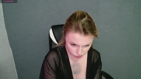 Snapshot of angelicablanch chatting on November 2025 07:47:01 PM angelicablanch online show from November 2025 07:47:01 PM