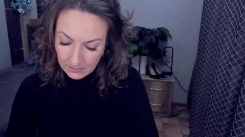 Snapshot of angelicacream chatting on January 2026 07:02:02 AM AngelicaCream online show from January 2026 07:02:02 AM