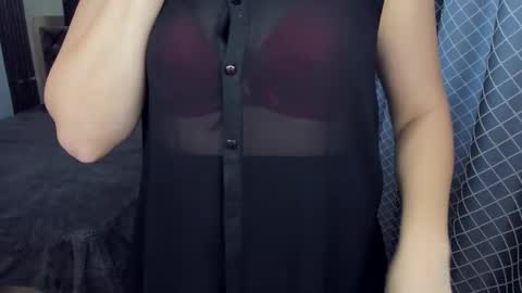 Snapshot of angelicacream chatting on February 2026 09:24:02 AM AngelicaCream online show from February 2026 09:24:02 AM