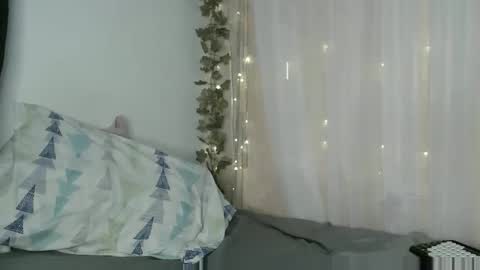 Snapshot of angelicahotparis18 chatting on December 2025 01:04:02 AM angelica gomez online show from December 2025 01:04:02 AM