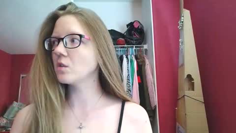 AngelicAngel online show from April 2026 07:48:01 PM