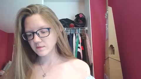 AngelicAngel online show from April 2026 06:36:02 PM
