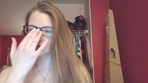 AngelicAngel online show from May 2026 02:38:01 AM