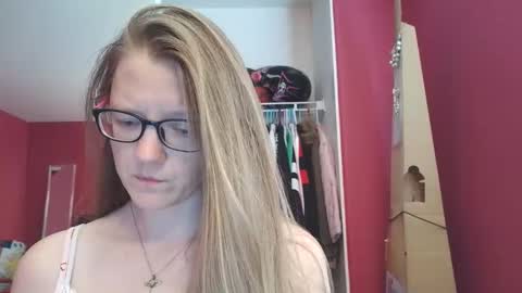 AngelicAngel online show from May 2026 07:44:01 PM