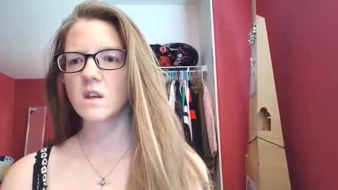 AngelicAngel online show from May 2026 05:10:02 PM