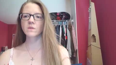 AngelicAngel online show from May 2026 05:52:01 PM