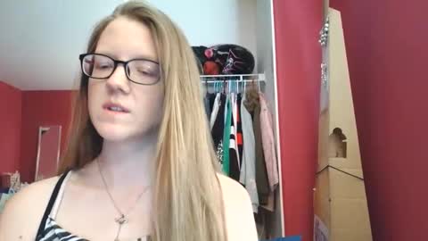 AngelicAngel online show from May 2026 05:42:02 PM