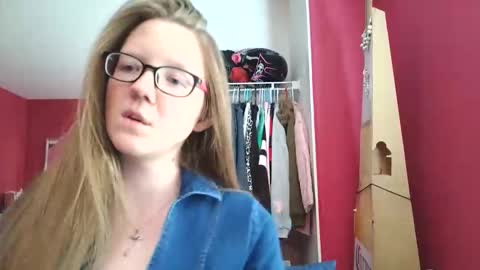 AngelicAngel online show from May 2026 09:22:01 PM