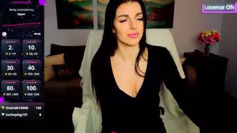 Angelina online show from May 2026 07:15:01 AM