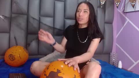    ANGELINA    online show from October 2025 02:07:01 PM