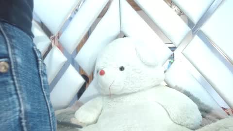    ANGELINA    online show from November 2025 12:50:02 PM