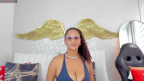 Angelina online show from April 2026 05:29:01 PM