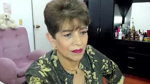 Angelina online show from October 2025 12:57:01 AM