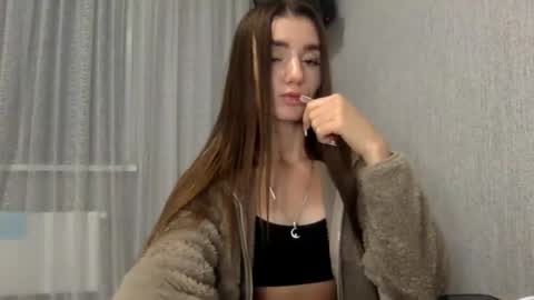 Snapshot of angelina_sunshine chatting on September 2025 07:26:01 PM Angelina online show from September 2025 07:26:01 PM