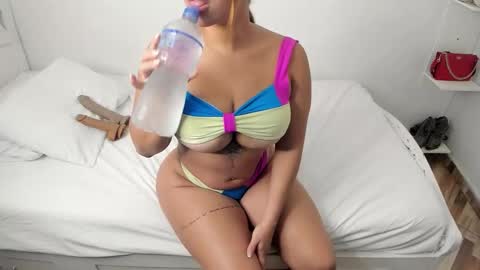 angeline online show from November 2025 06:54:01 PM