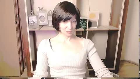 Angelina online show from May 2026 07:59:02 AM