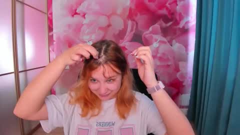 AngelinaLow online show from May 2026 11:31:02 AM