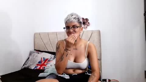 angelinandnini online show from July 2026 03:35:02 AM