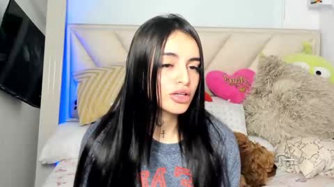 Snapshot of angeline__smith chatting on February 2025 10:09:01 AM Angeline Smith online show from February 2025 10:09:01 AM