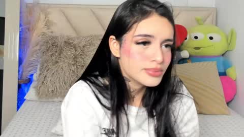 Snapshot of angeline__smith chatting on March 2025 01:46:01 AM Angeline Smith online show from March 2025 01:46:01 AM