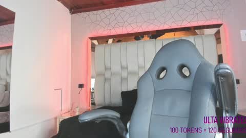 Angeline Heet online show from December 2024 09:52:01 AM