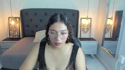 Snapshot of angelinemore chatting on March 2026 07:17:01 PM ANGELINE online show from March 2026 07:17:01 PM