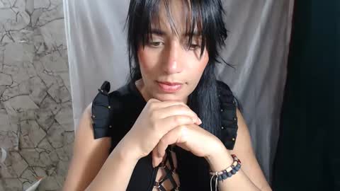 Snapshot of angelitaa_hot chatting on November 2025 01:07:02 AM angela online show from November 2025 01:07:02 AM