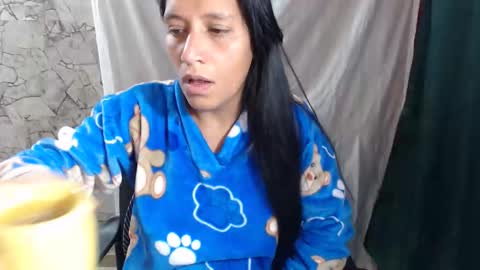 Snapshot of angelitaa_hot chatting on February 2026 10:36:01 AM angela online show from February 2026 10:36:01 AM