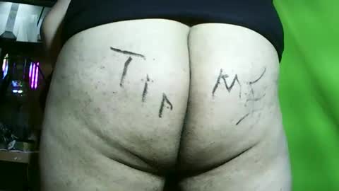 Snapshot of angelking120200 chatting on November 2025 04:30:02 PM Roy online show from November 2025 04:30:02 PM