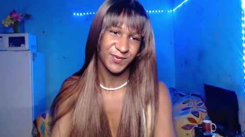 Danielle online show from October 2025 08:46:01 AM