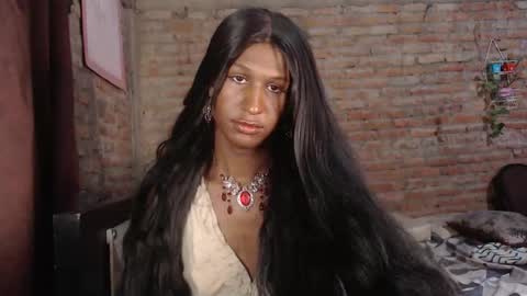 Danielle online show from December 2025 11:33:02 PM