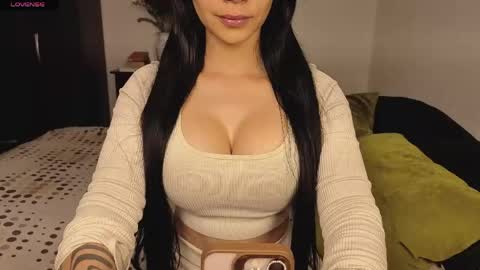 Snapshot of angellaisabella chatting on May 2026 11:12:02 PM ANGELA ISABELLA online show from May 2026 11:12:02 PM