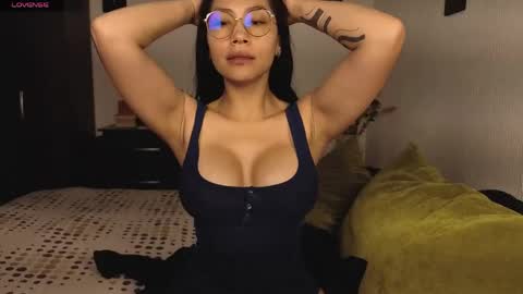 Snapshot of angellaisabella chatting on May 2026 12:34:01 PM ANGELA ISABELLA online show from May 2026 12:34:01 PM