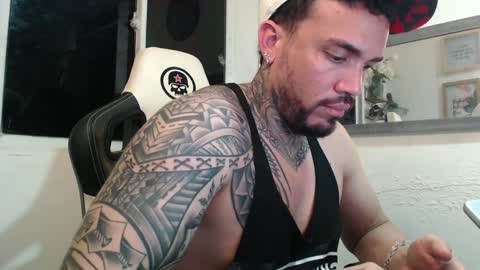 Snapshot of angellatino0 chatting on December 2024 03:26:01 AM angellatino0 online show from December 2024 03:26:01 AM