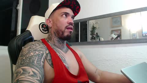 Snapshot of angellatino0 chatting on December 2024 07:43:01 AM angellatino0 online show from December 2024 07:43:01 AM