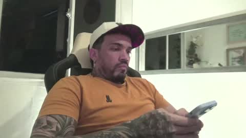 Snapshot of angellatino0 chatting on January 2025 03:16:02 AM angellatino0 online show from January 2025 03:16:02 AM