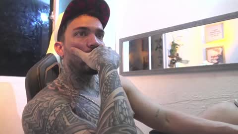 Snapshot of angellatino0 chatting on January 2025 09:32:02 AM angellatino0 online show from January 2025 09:32:02 AM