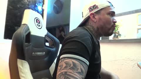 Snapshot of angellatino0 chatting on January 2025 02:49:01 AM angellatino0 online show from January 2025 02:49:01 AM