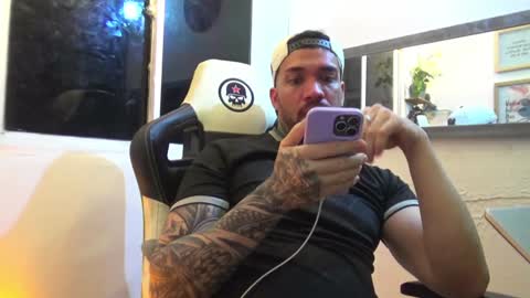 Snapshot of angellatino0 chatting on January 2025 09:19:02 AM angellatino0 online show from January 2025 09:19:02 AM