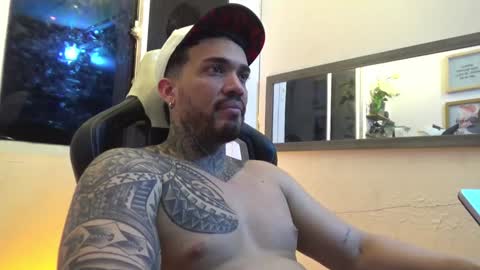 Snapshot of angellatino0 chatting on January 2025 11:36:02 PM angellatino0 online show from January 2025 11:36:02 PM