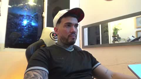 Snapshot of angellatino0 chatting on January 2025 03:12:02 AM angellatino0 online show from January 2025 03:12:02 AM